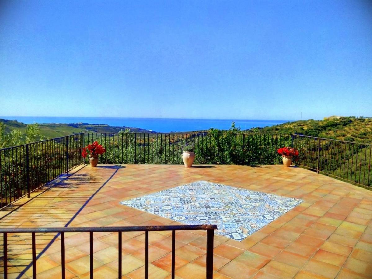 Villa Immersa In Oliveto Vista Mare Sciacca Εξωτερικό φωτογραφία